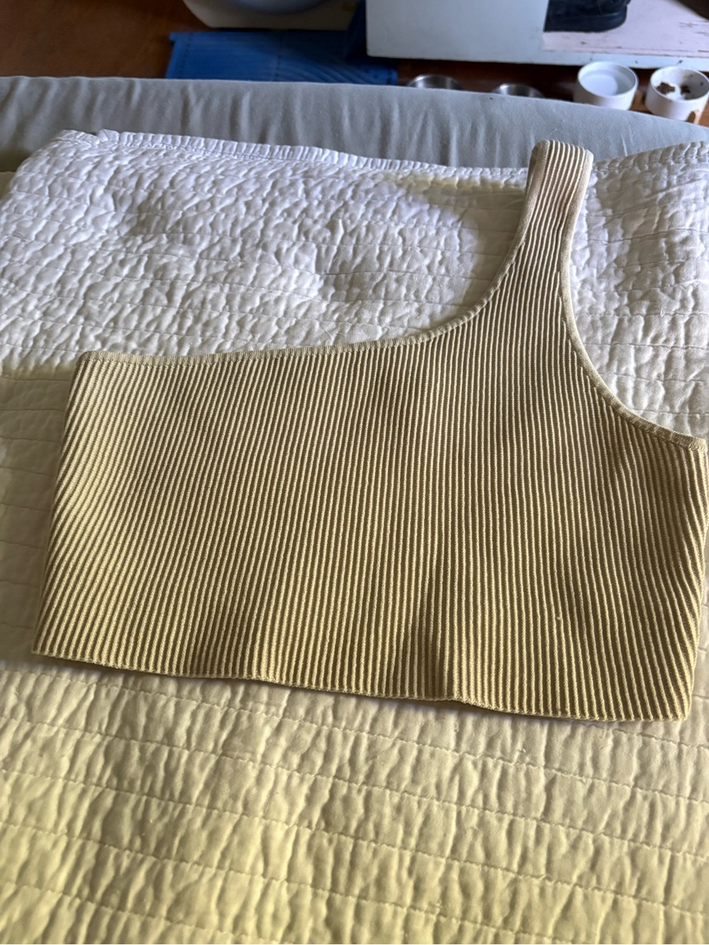 Babaton Cream Ribbed One-Shoulder Top Crop Size L